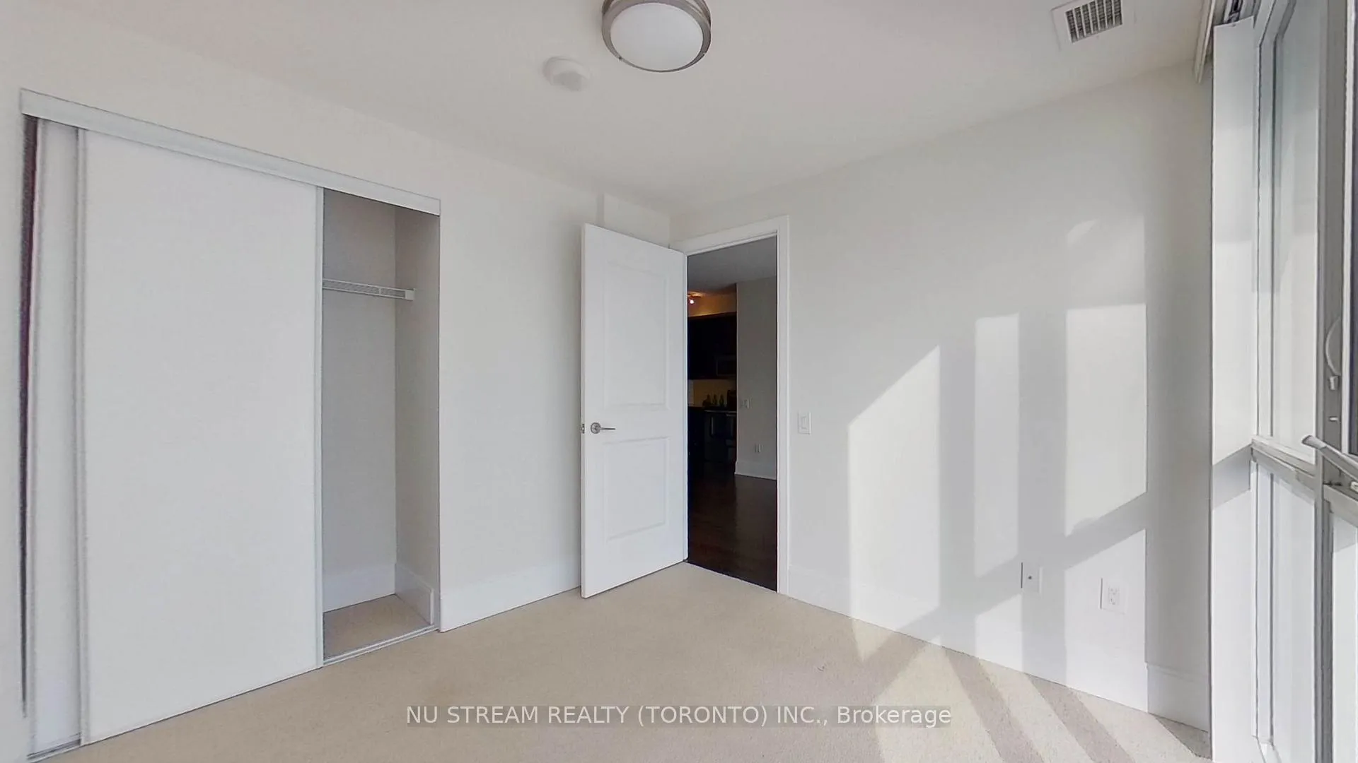Photo 19 of Unit 829, 560 Front Street W, Toronto, Waterfront Communities — HOMEH