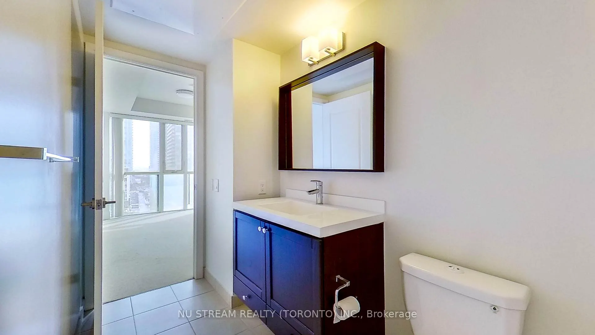 Photo 27 of Unit 829, 560 Front Street W, Toronto, Waterfront Communities — HOMEH