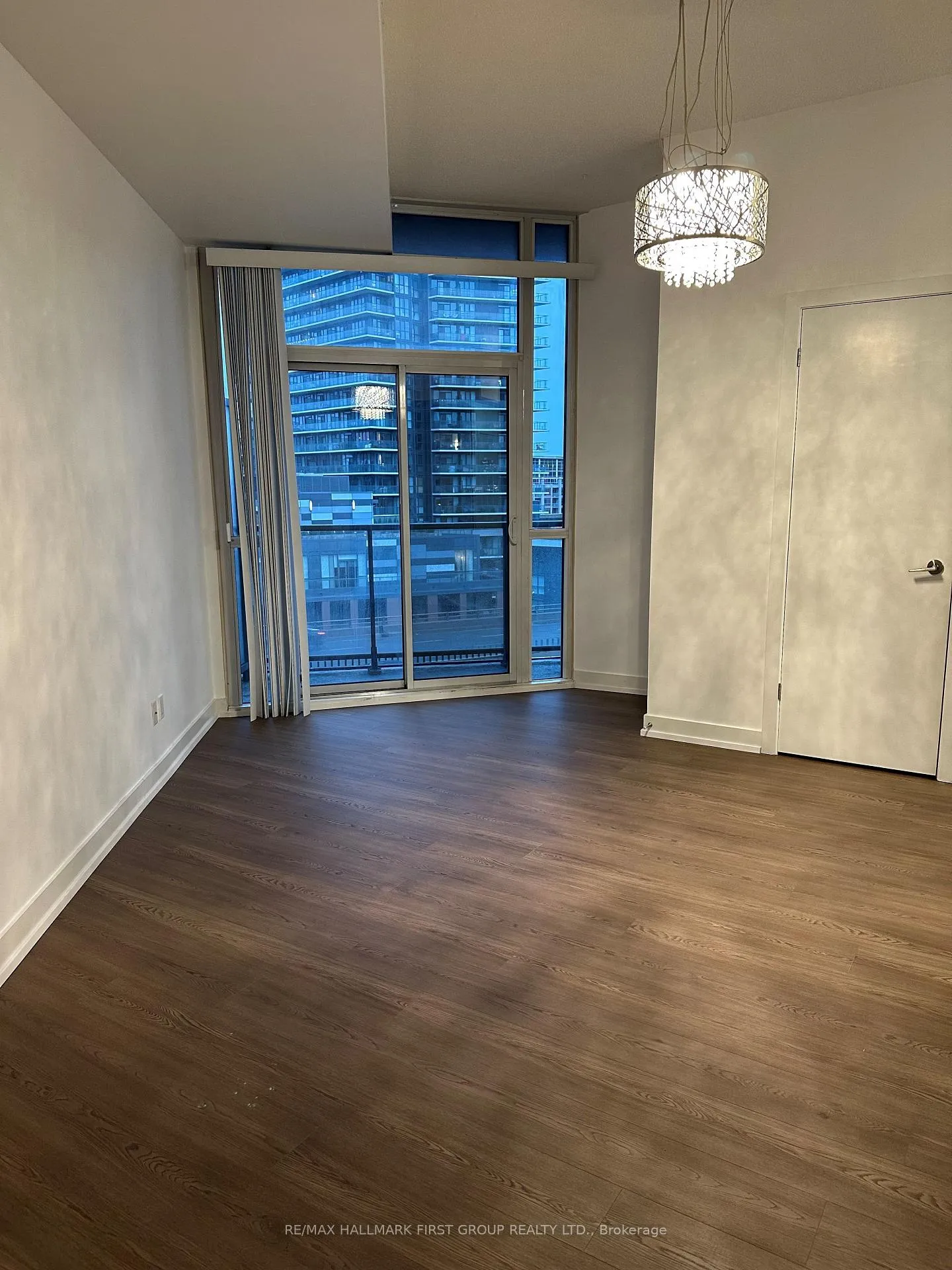 Photo 7 of Unit 816, 169 Fort York Boulevard, Toronto, Niagara — HOMEH