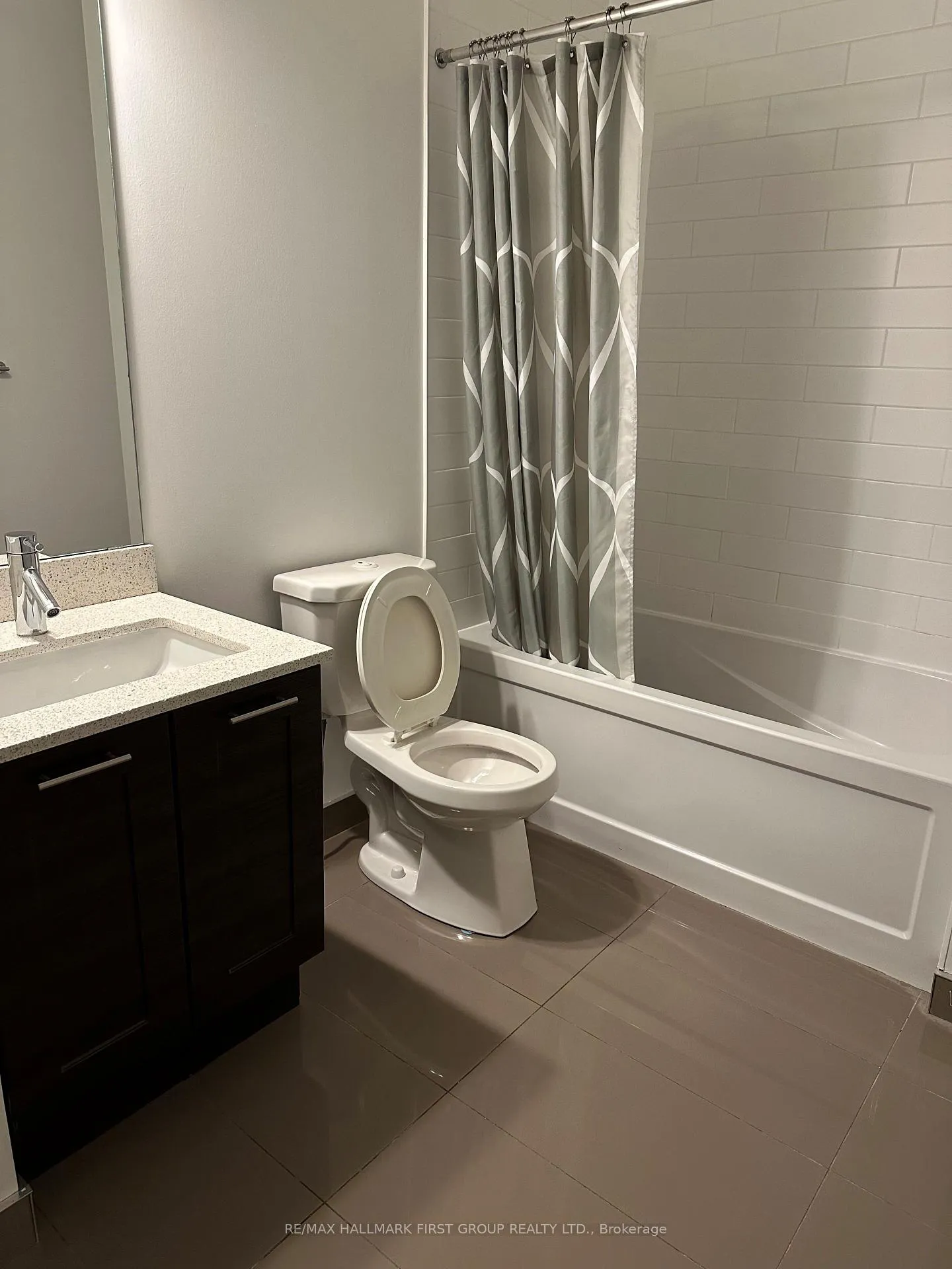 Photo 12 of Unit 816, 169 Fort York Boulevard, Toronto, Niagara — HOMEH