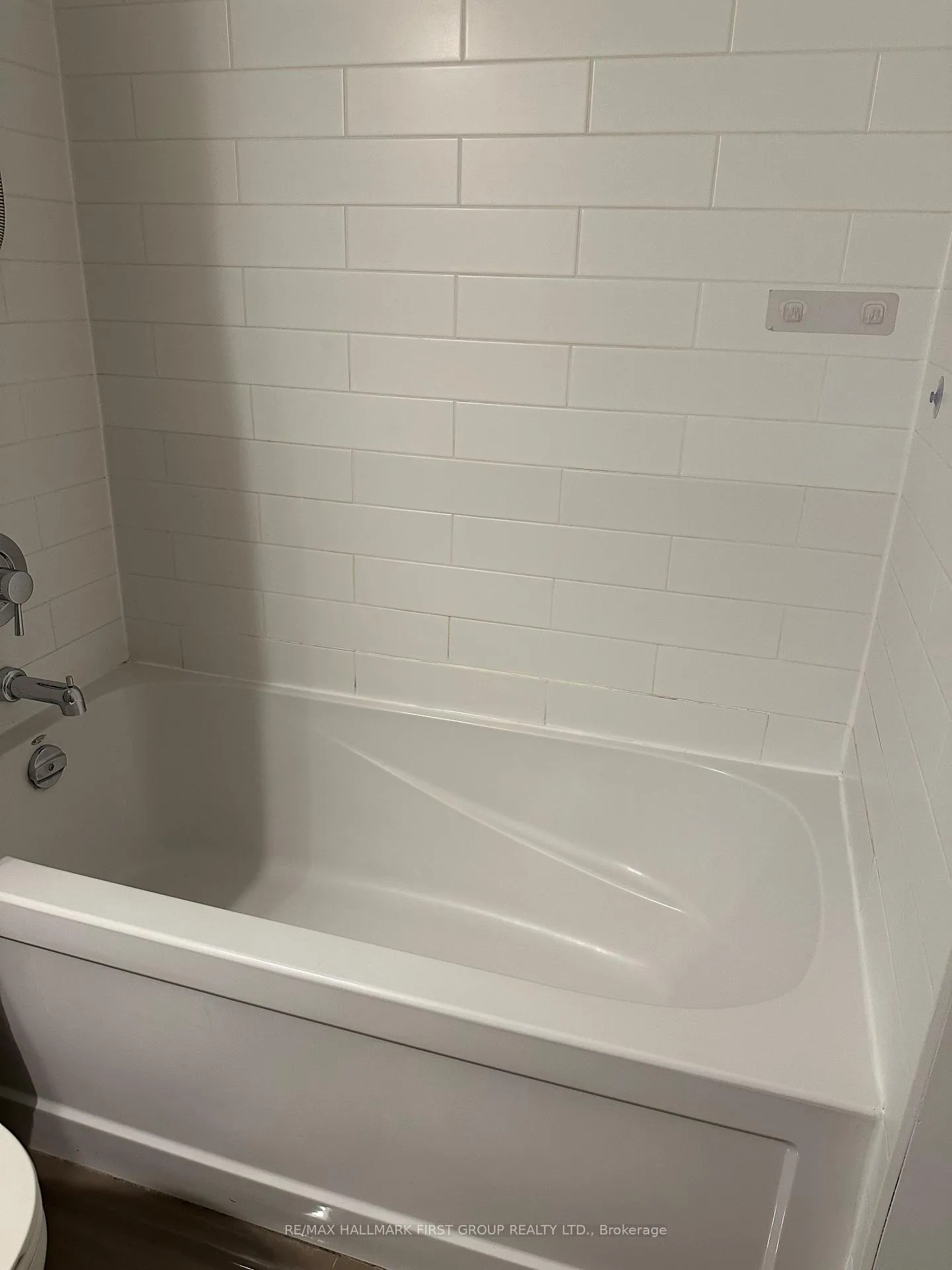 Photo 16 of Unit 816, 169 Fort York Boulevard, Toronto, Niagara — HOMEH