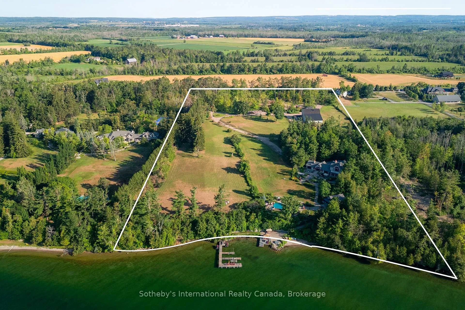 Photo 1 of 2533 Ridge Road W, Oro-Medonte, Rural Oro-Medonte — HOMEH