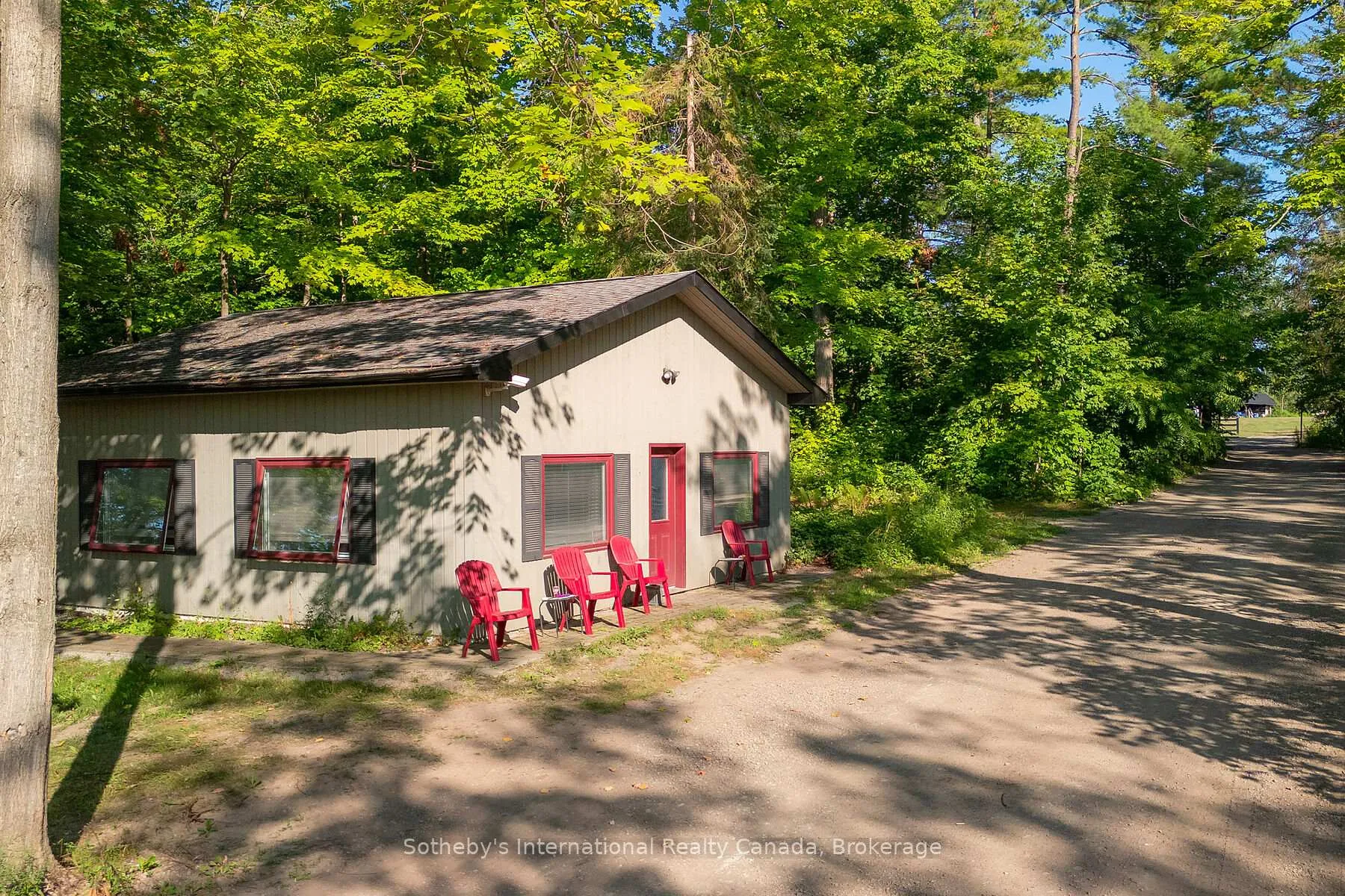 Photo 8 of 2533 Ridge Road W, Oro-Medonte, Rural Oro-Medonte — HOMEH