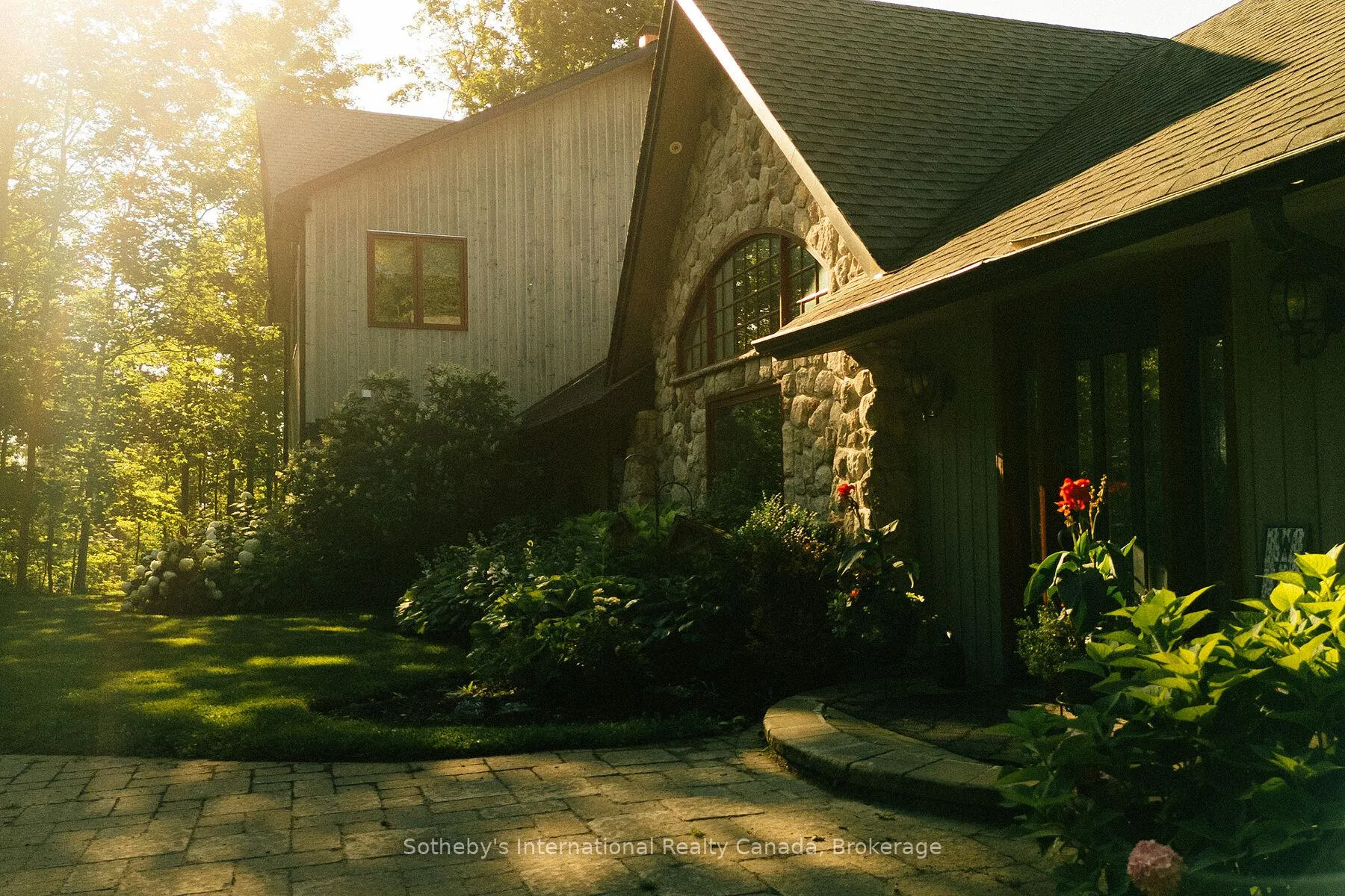 Photo 10 of 2533 Ridge Road W, Oro-Medonte, Rural Oro-Medonte — HOMEH