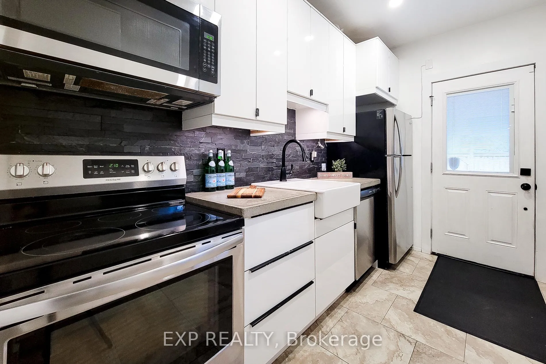 Photo 9 of 90 Gibson Avenue, Hamilton, Gibson — HOMEH