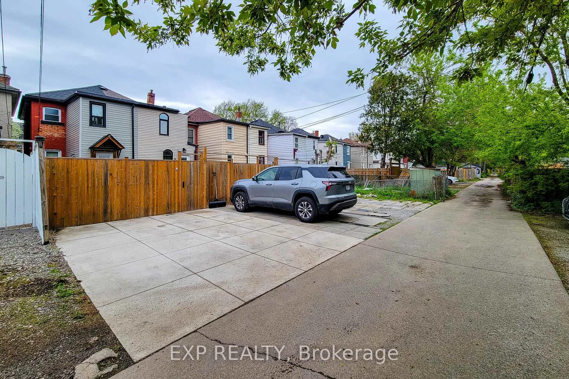 Photo 22 of 90 Gibson Avenue, Hamilton, Gibson — HOMEH