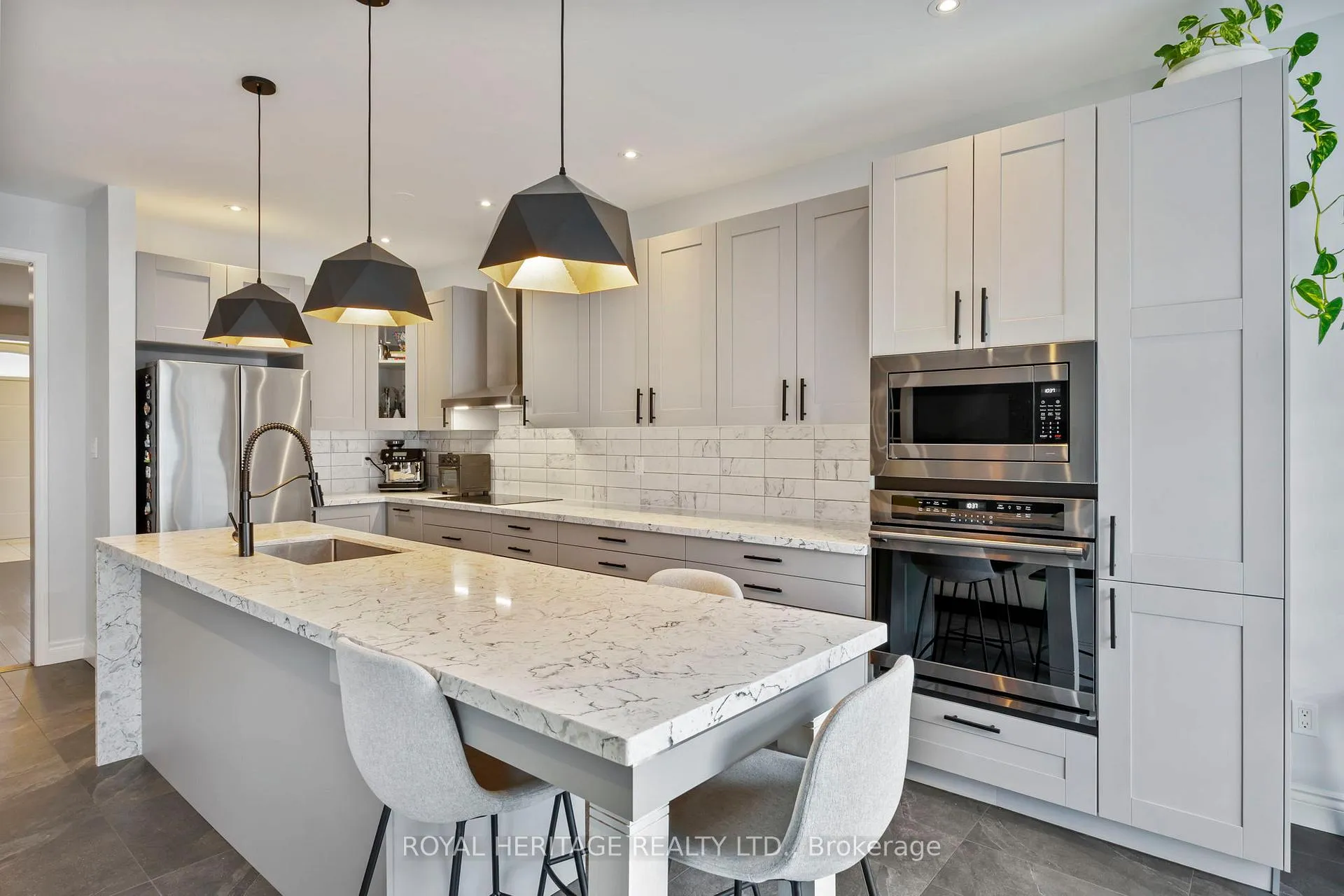 Photo 8 of 1531 Elmsley Drive, Pickering, Duffin Heights — HOMEH