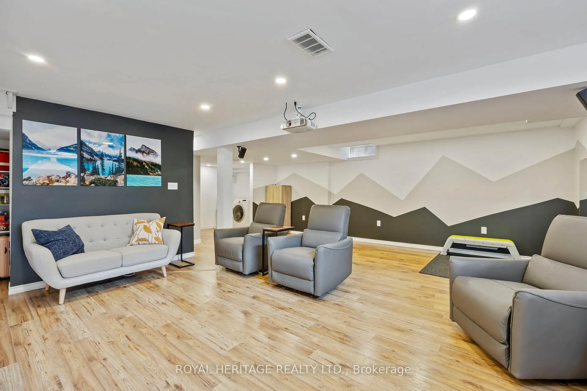 Photo 28 of 1531 Elmsley Drive, Pickering, Duffin Heights — HOMEH
