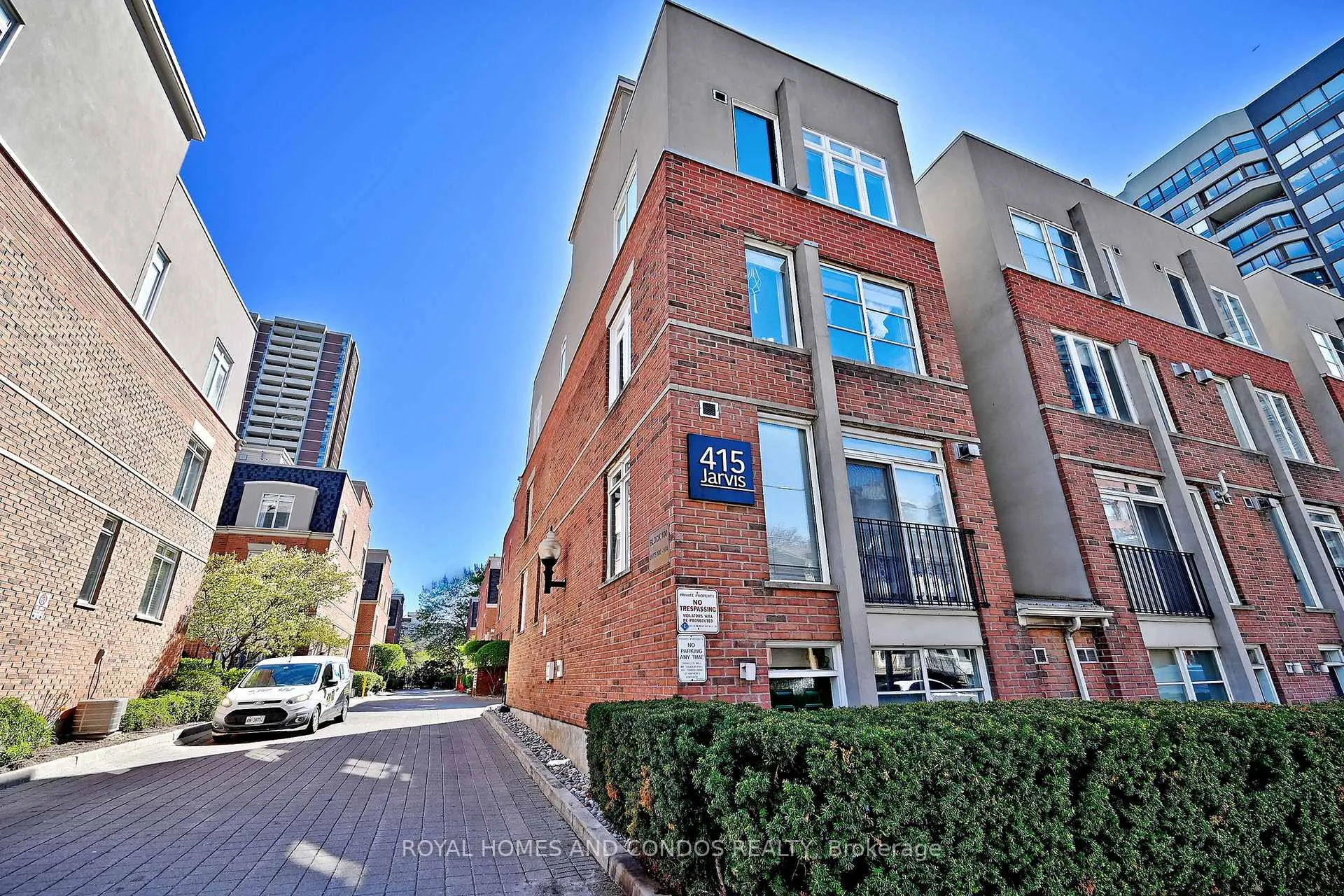 Front of Unit 125, 415 Jarvis Street