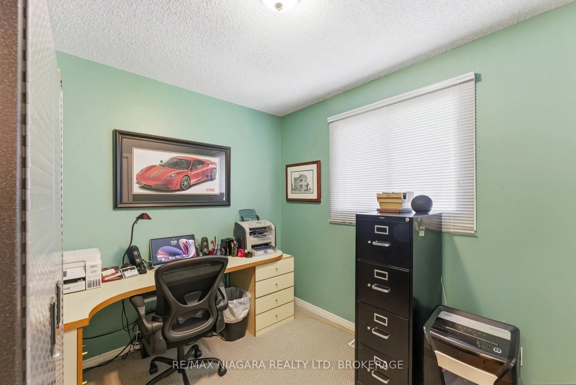 Photo 14 of 31 Mildred Avenue, St. Catharines, Haig — HOMEH