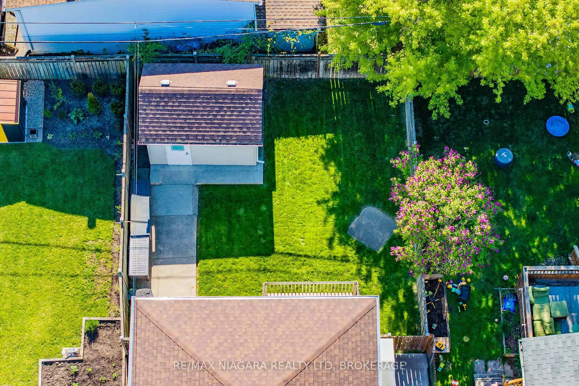 Photo 31 of 31 Mildred Avenue, St. Catharines, Haig — HOMEH