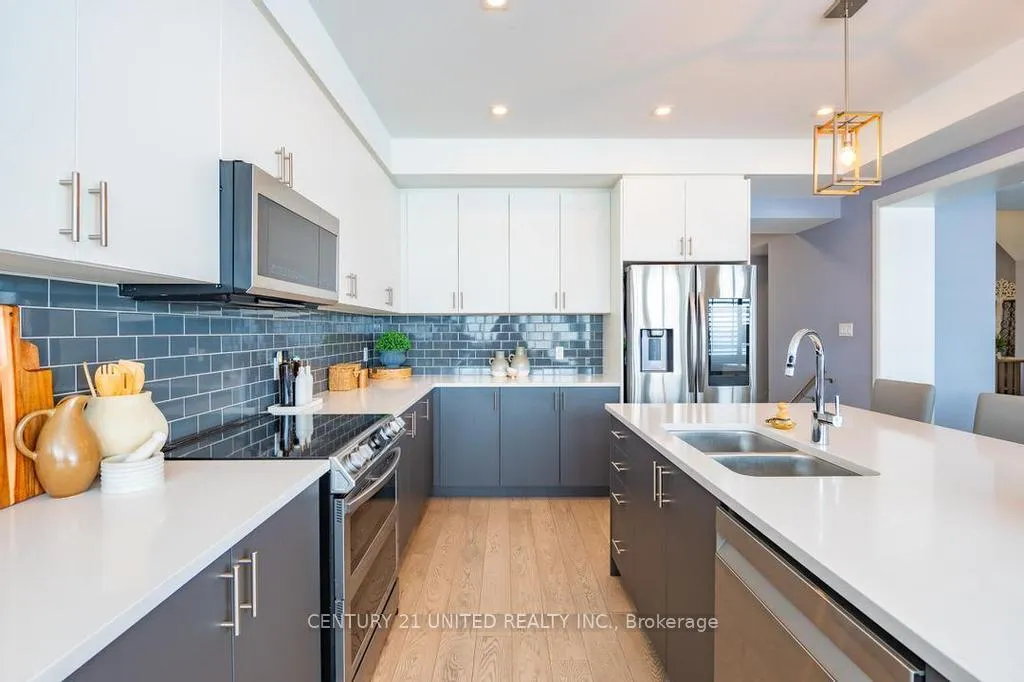 Photo 4 of 531 Clayton Avenue, Peterborough, Monaghan Ward 2 — HOMEH