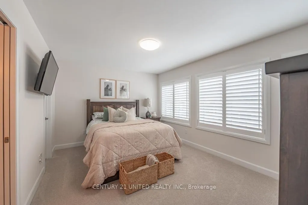 Photo 19 of 531 Clayton Avenue, Peterborough, Monaghan Ward 2 — HOMEH