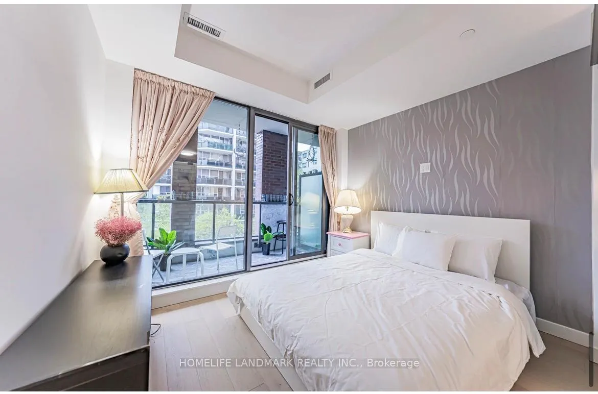 Photo 4 of Unit 307, 81 Wellesley Street E, Toronto, Church-Yonge Corridor — HOMEH
