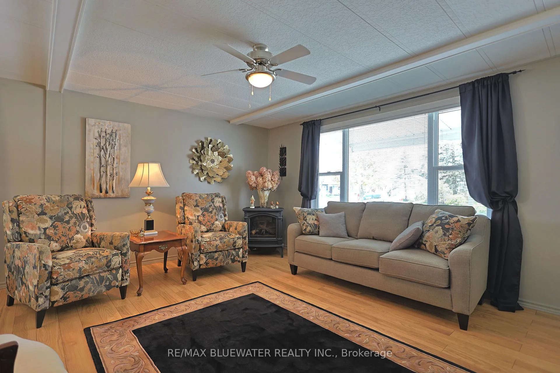 Photo 4 of 101 Shannon Boulevard, South Huron, Stephen — HOMEH