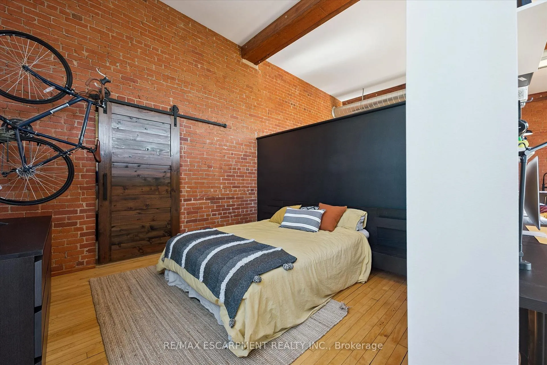 Photo 28 of Unit 36, 357 Hunter Street W, Hamilton, Kirkendall — HOMEH