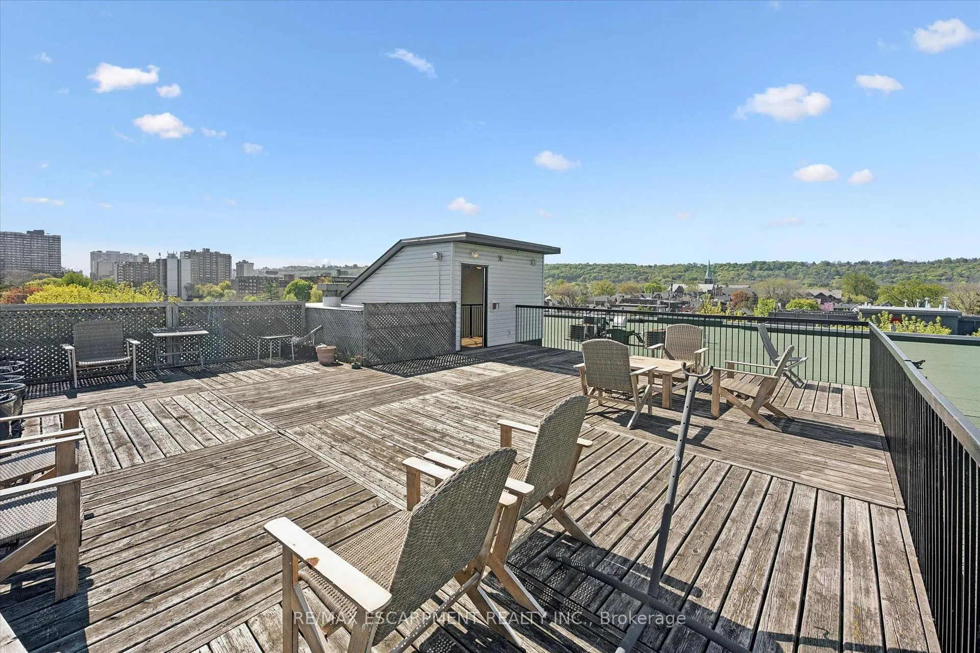 Photo 35 of Unit 36, 357 Hunter Street W, Hamilton, Kirkendall — HOMEH