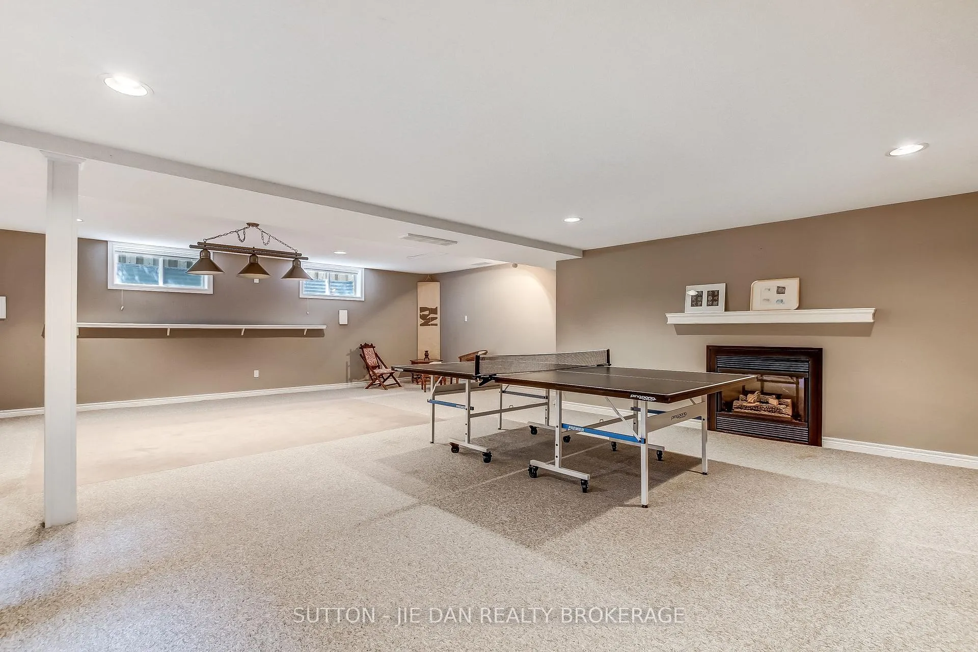 Photo 24 of 631 Whitehaven Crescent, London, North A — HOMEH