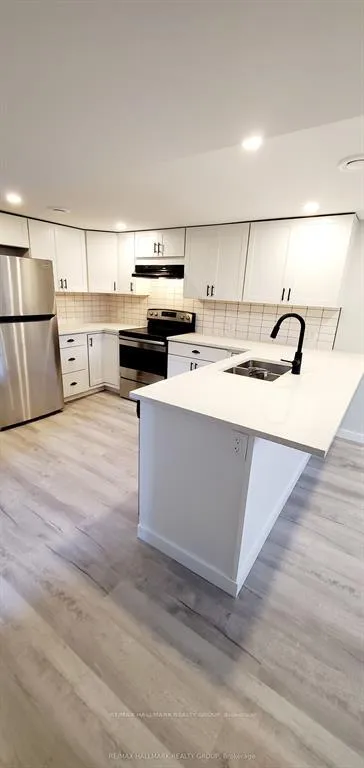 Photo 18 of 1329 Bloomsbury Crescent, Ottawa, Parkway Park — HOMEH