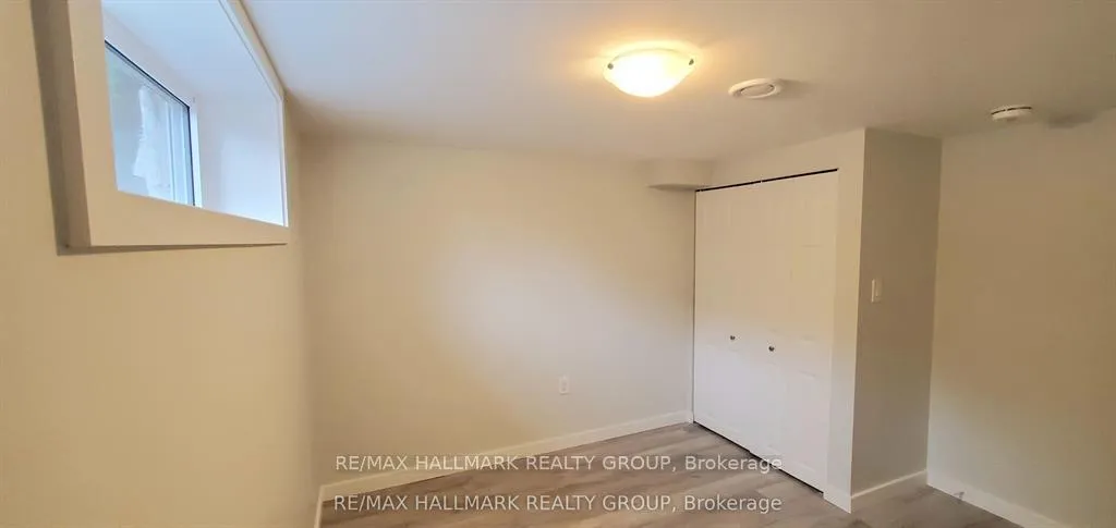 Photo 24 of 1329 Bloomsbury Crescent, Ottawa, Parkway Park — HOMEH