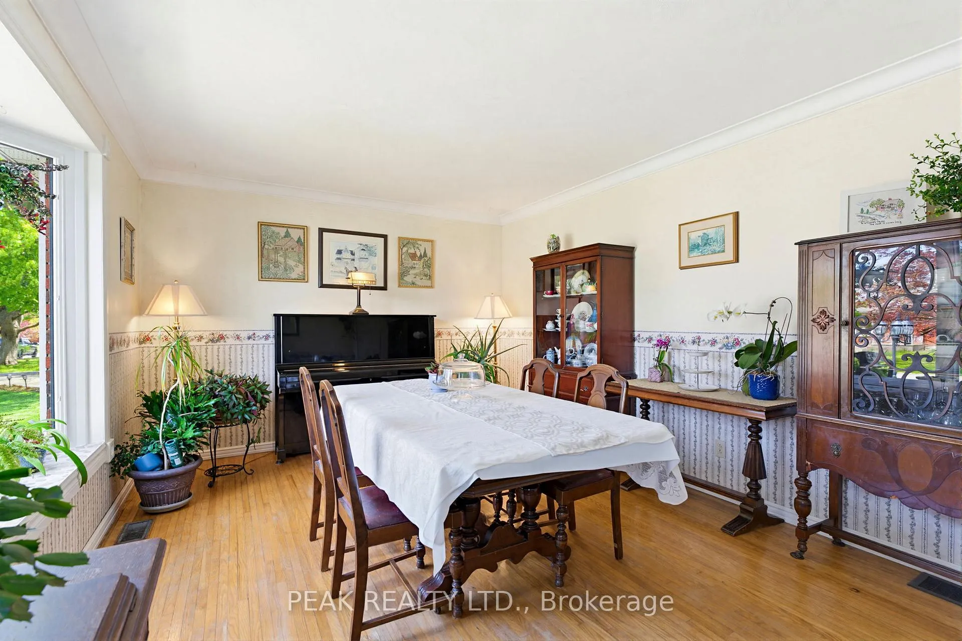 Photo 8 of 12 Mccammon Street, Brant, Paris — HOMEH