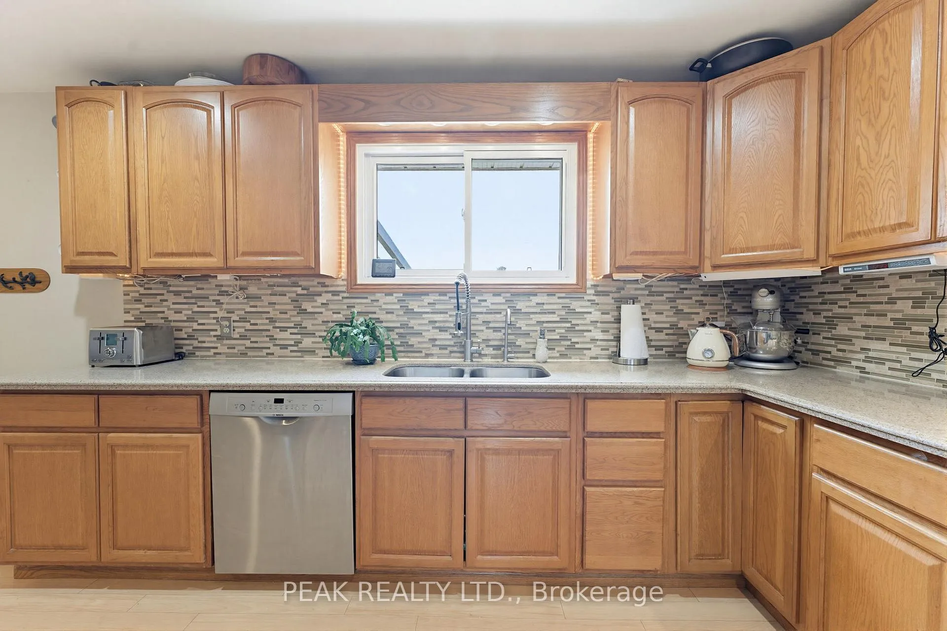 Photo 13 of 12 Mccammon Street, Brant, Paris — HOMEH