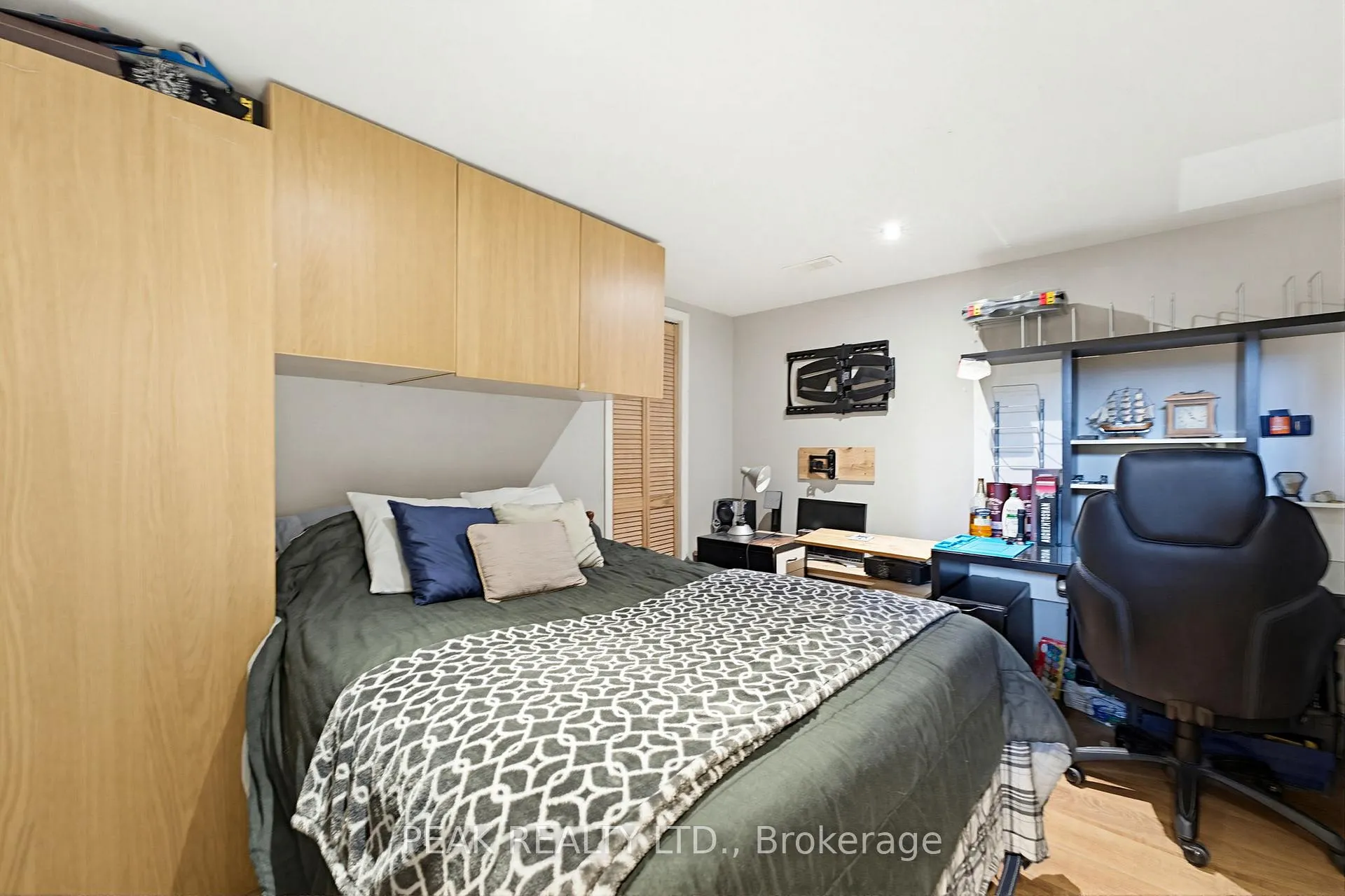 Photo 18 of 12 Mccammon Street, Brant, Paris — HOMEH