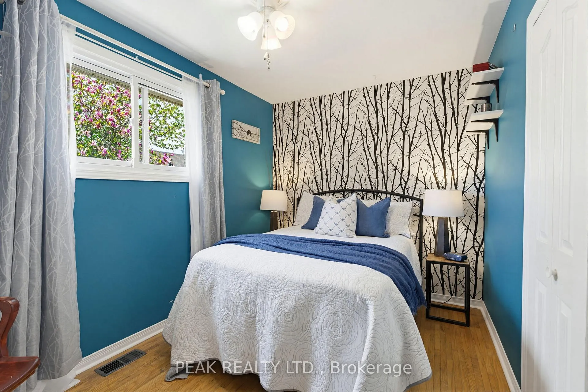 Photo 19 of 12 Mccammon Street, Brant, Paris — HOMEH
