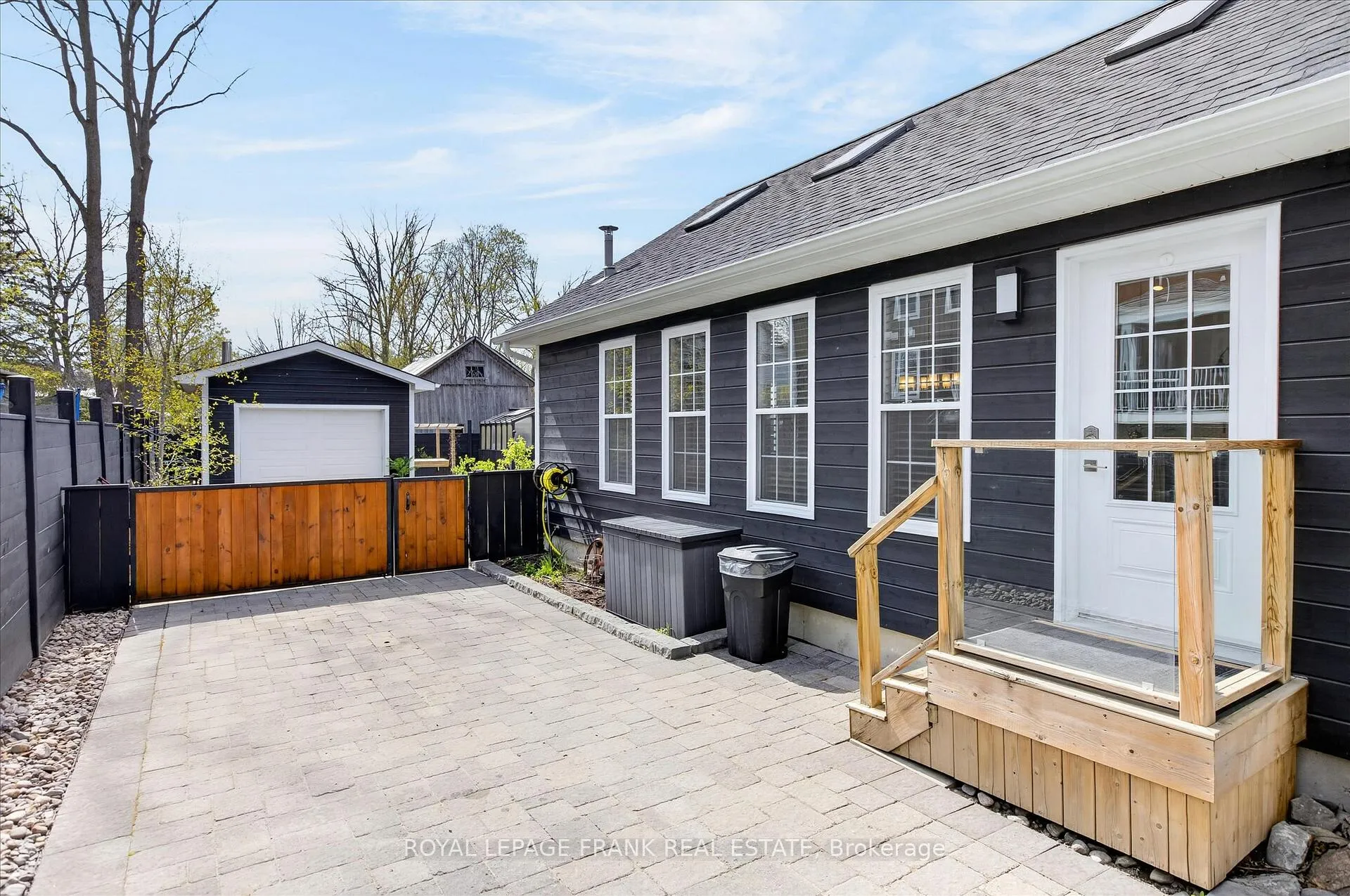 Photo 33 of 29 Caroline Street, Selwyn — HOMEH