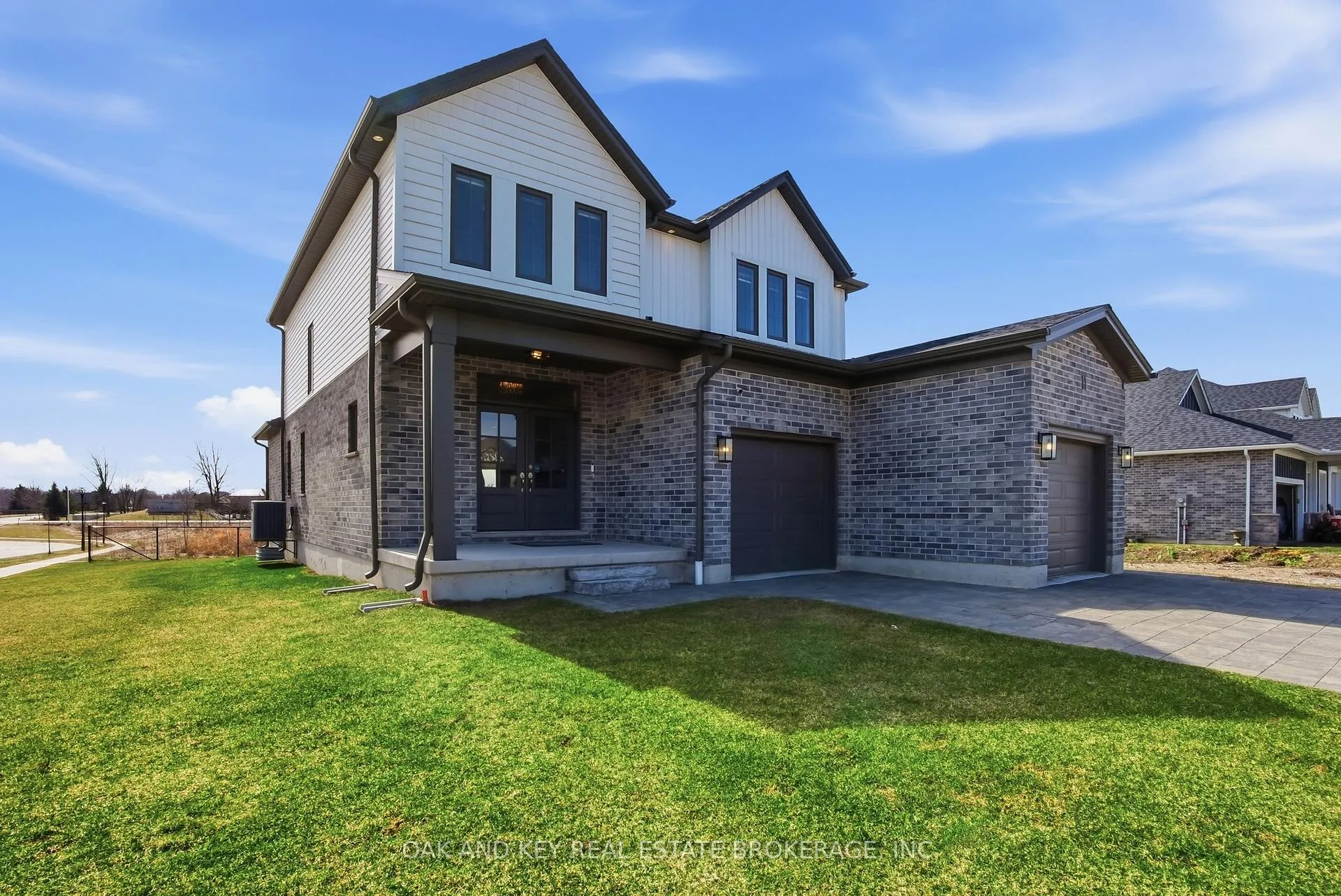 Photo 2 of 11 Bowman Drive, Middlesex Centre, Ilderton — HOMEH