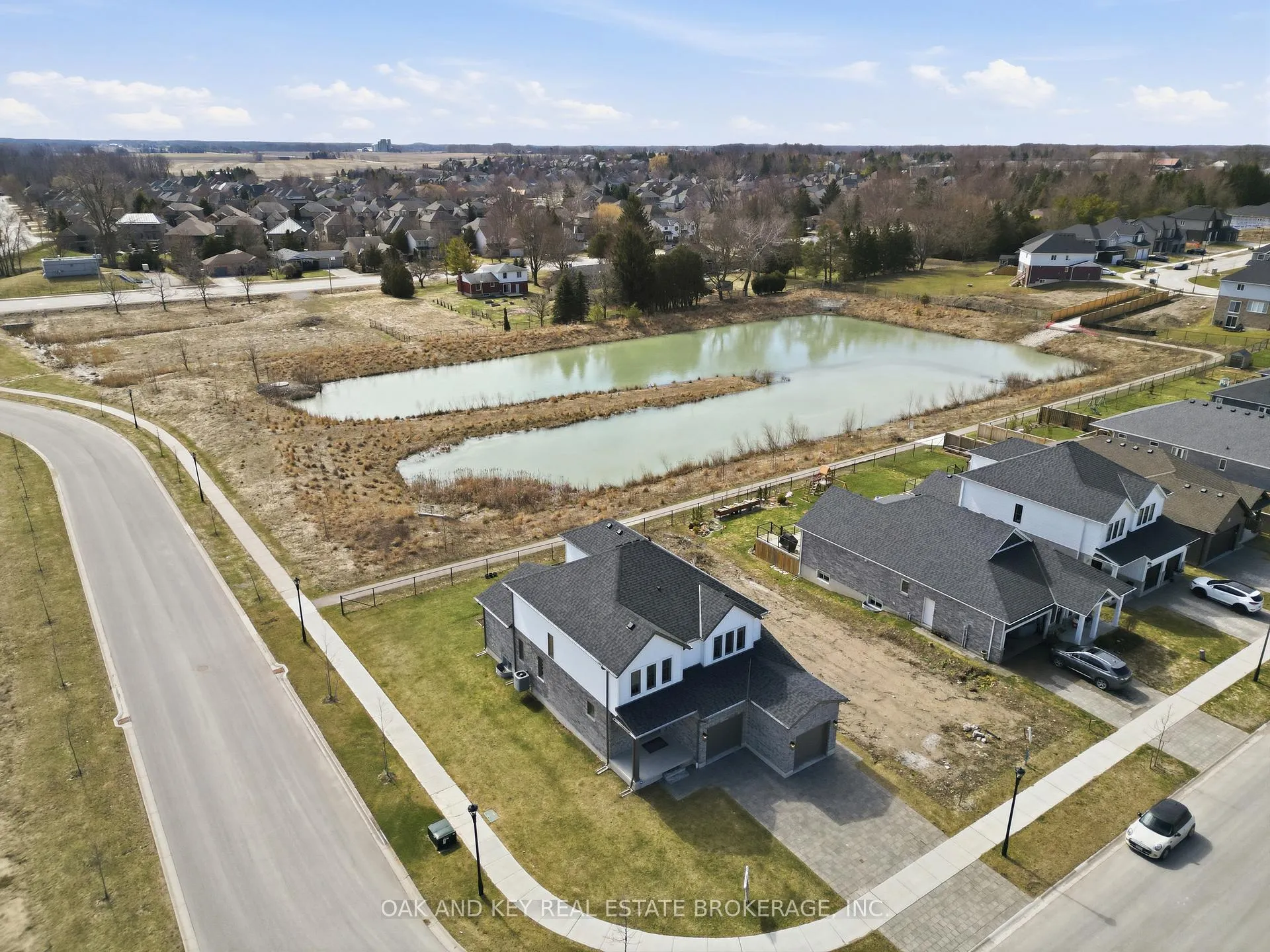 Photo 4 of 11 Bowman Drive, Middlesex Centre, Ilderton — HOMEH
