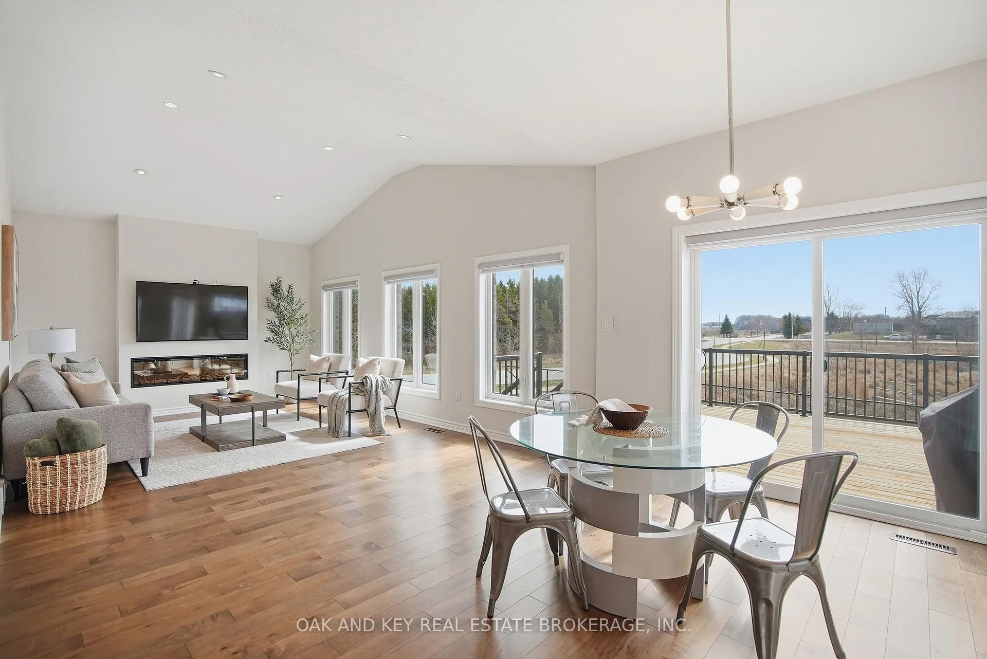 Photo 15 of 11 Bowman Drive, Middlesex Centre, Ilderton — HOMEH