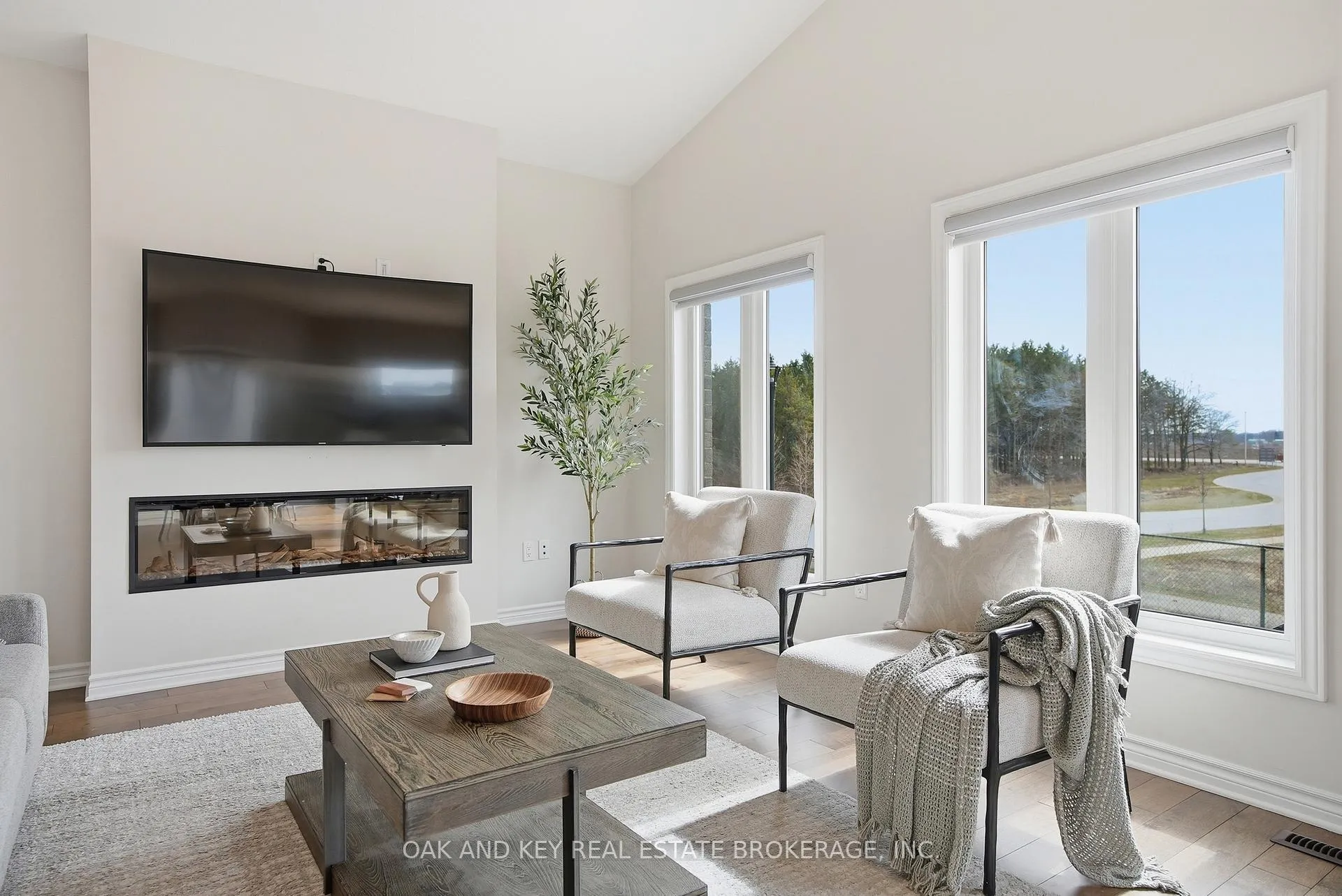 Photo 19 of 11 Bowman Drive, Middlesex Centre, Ilderton — HOMEH