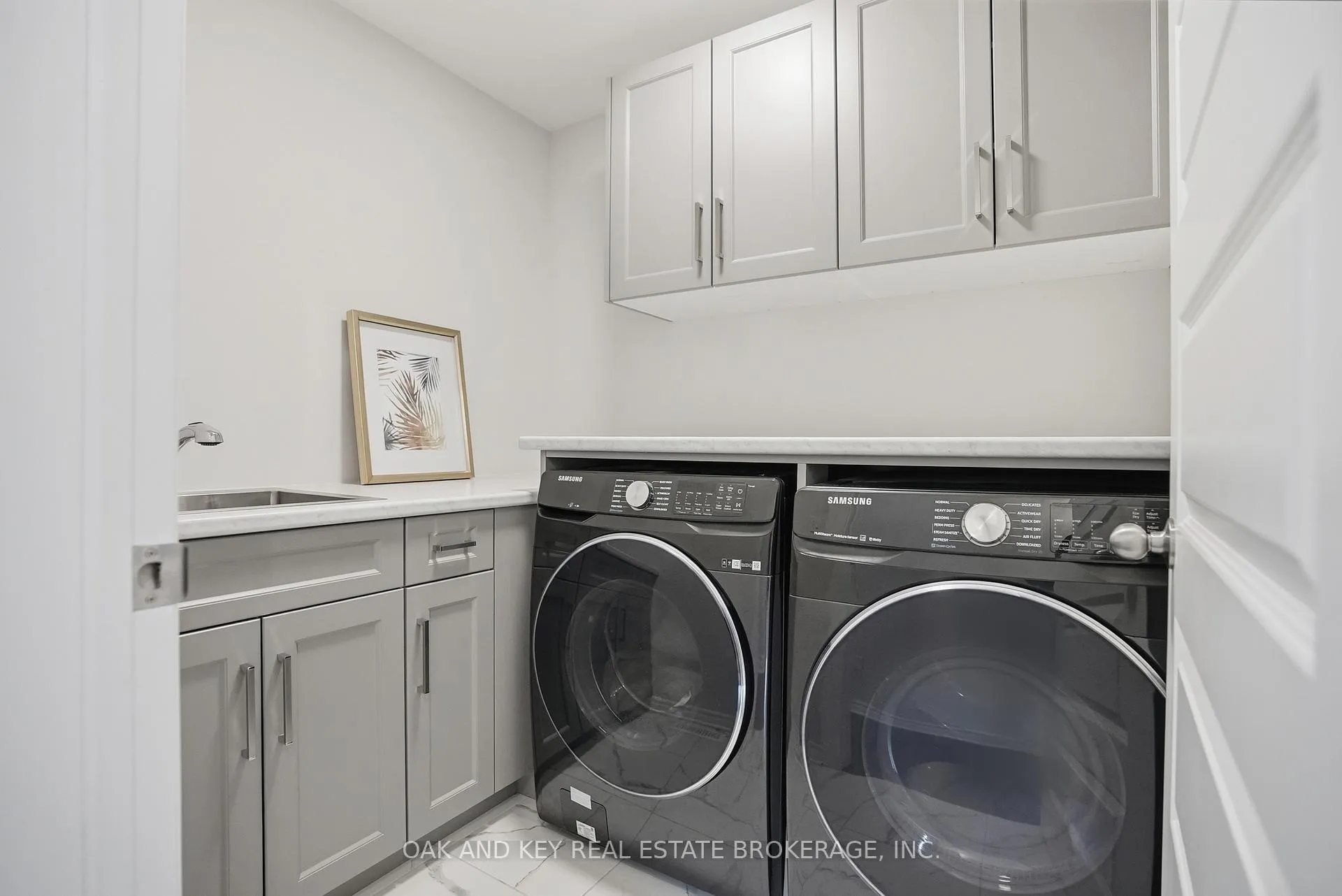 Photo 39 of 11 Bowman Drive, Middlesex Centre, Ilderton — HOMEH
