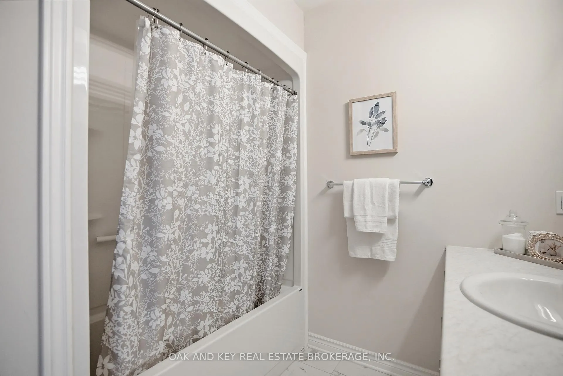 Photo 45 of 11 Bowman Drive, Middlesex Centre, Ilderton — HOMEH