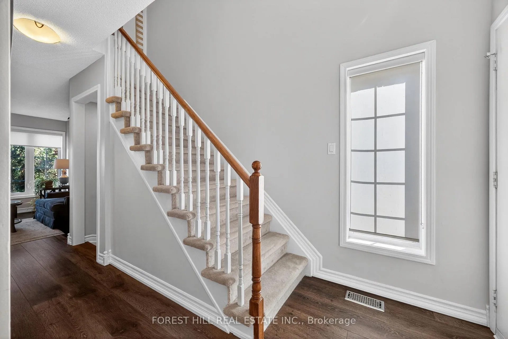 Photo 3 of Unit 4, 667 Macnab Gate, Newmarket, Gorham-College Manor — HOMEH