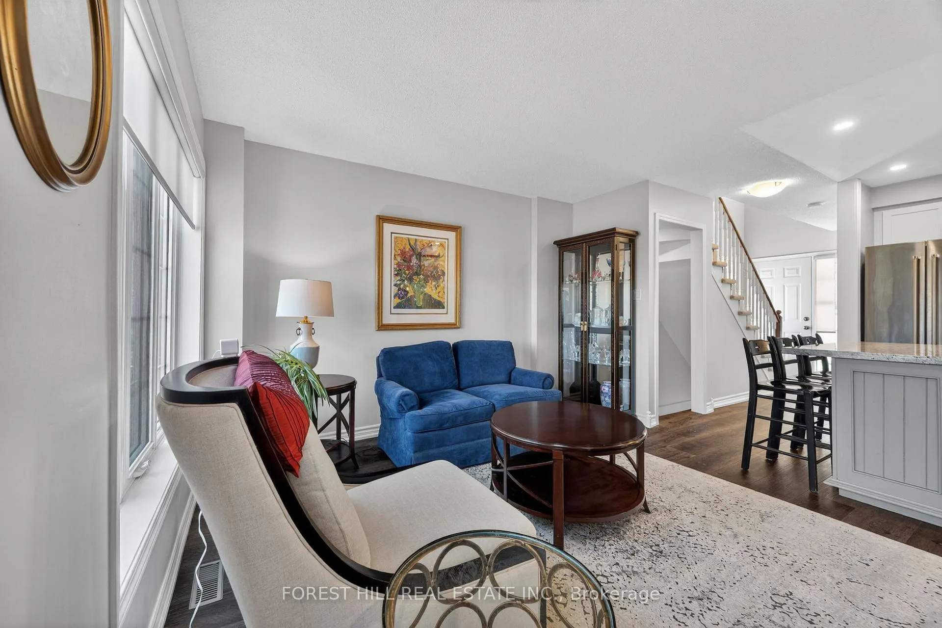 Photo 8 of Unit 4, 667 Macnab Gate, Newmarket, Gorham-College Manor — HOMEH
