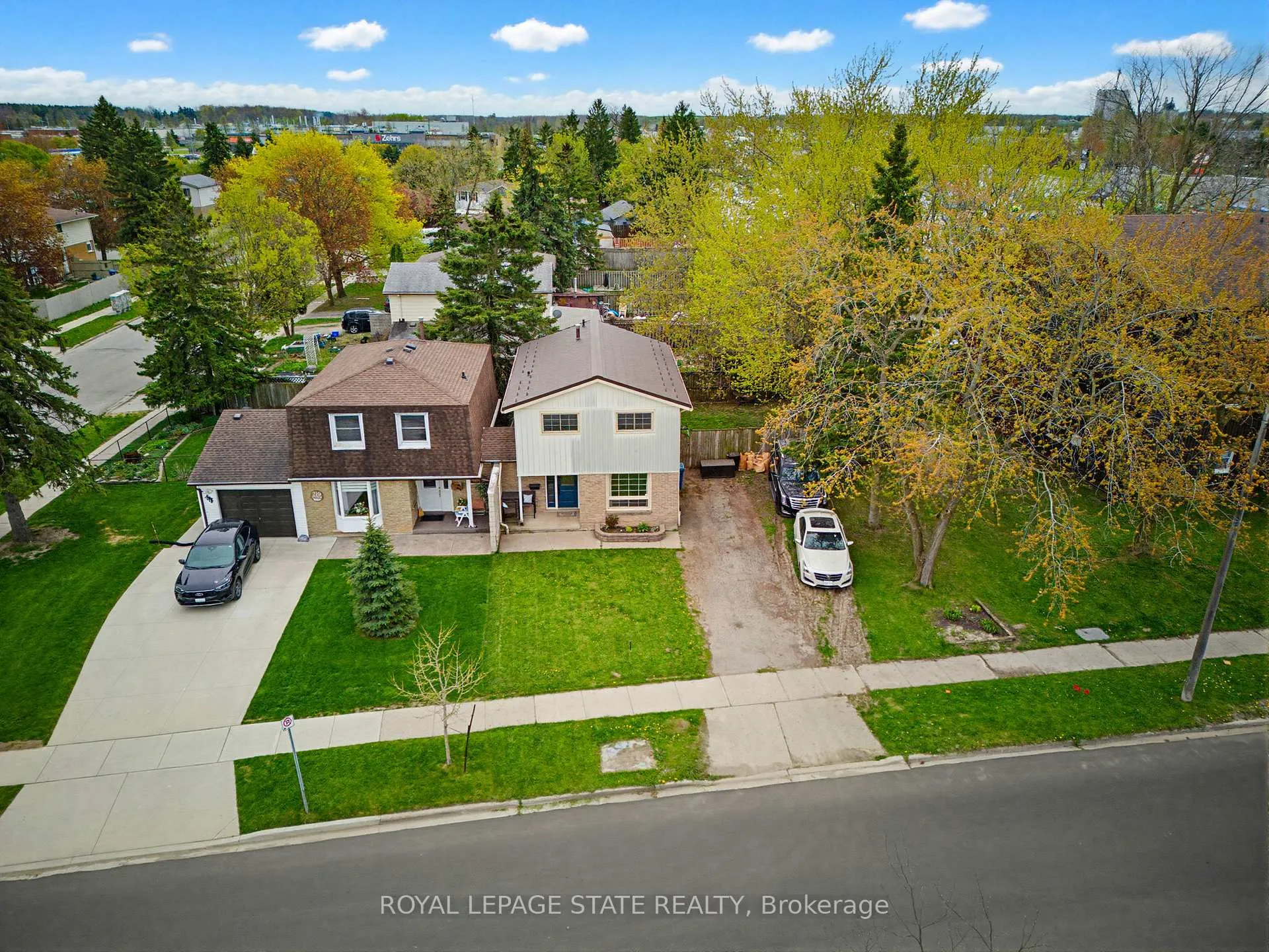 Photo 27 of 217 Willow Street, Stratford — HOMEH