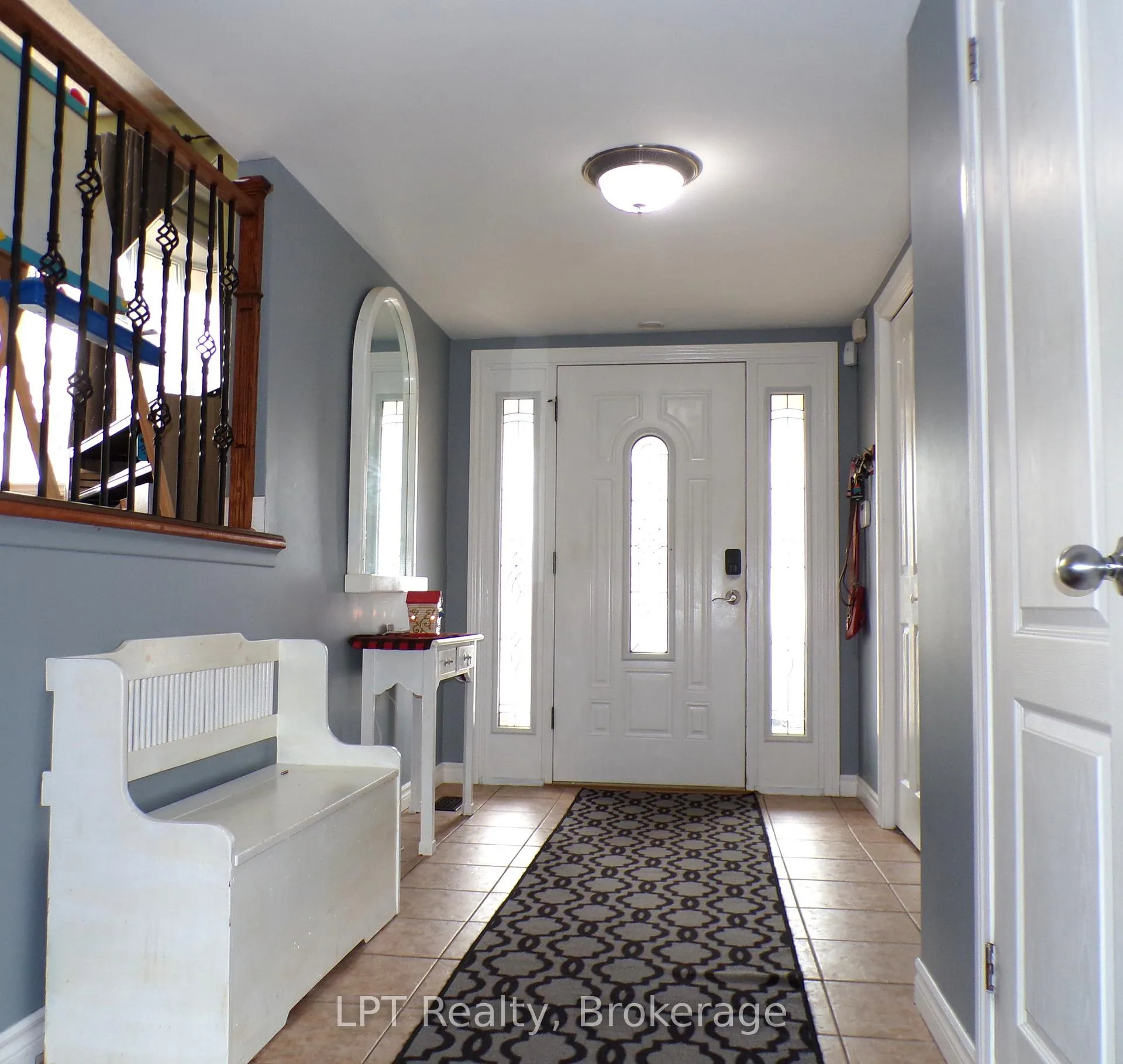 Photo 5 of 167 Singleton Drive, Belleville, Belleville Ward — HOMEH