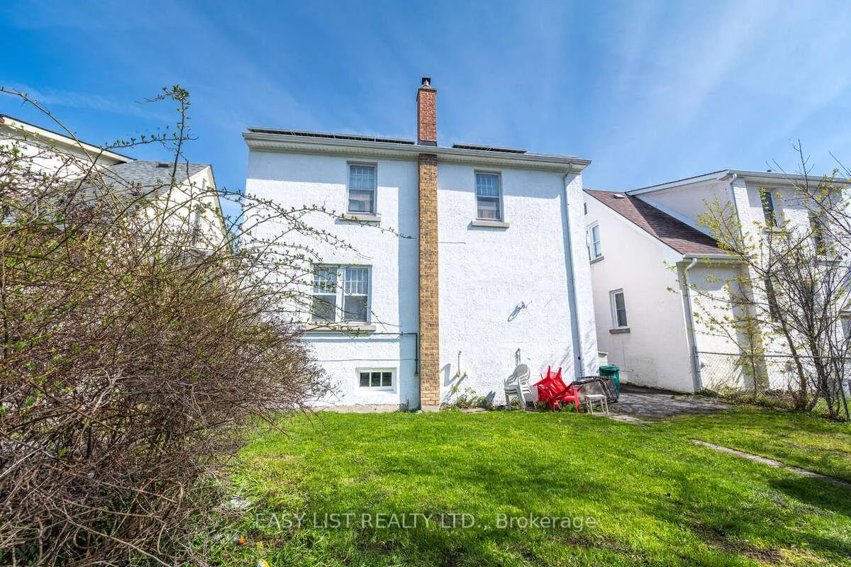 Photo 5 of 550 Brock Street, Kingston, Central City East — HOMEH