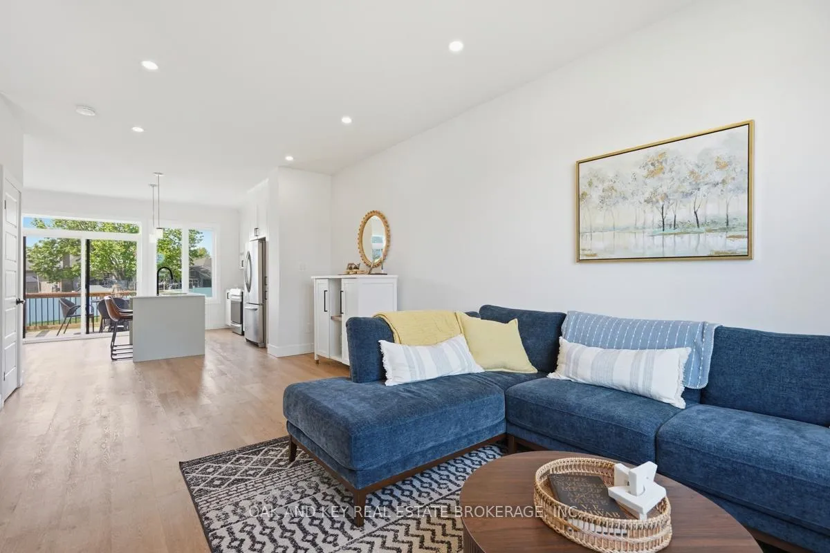 Photo 11 of 32 Helen Court, Central Elgin, Belmont — HOMEH
