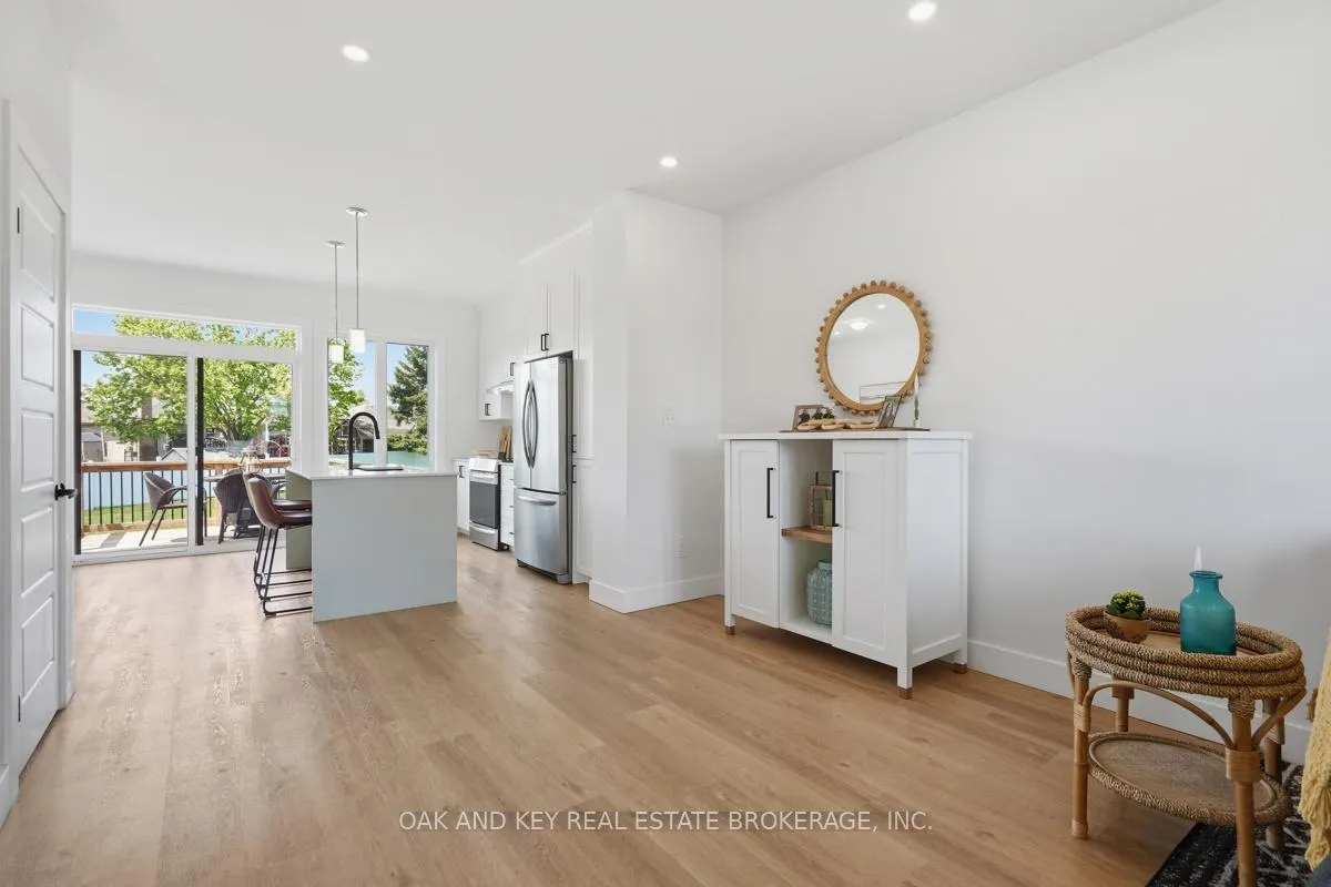 Photo 12 of 32 Helen Court, Central Elgin, Belmont — HOMEH