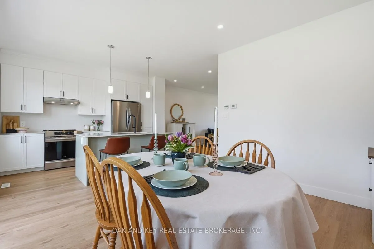 Photo 19 of 32 Helen Court, Central Elgin, Belmont — HOMEH