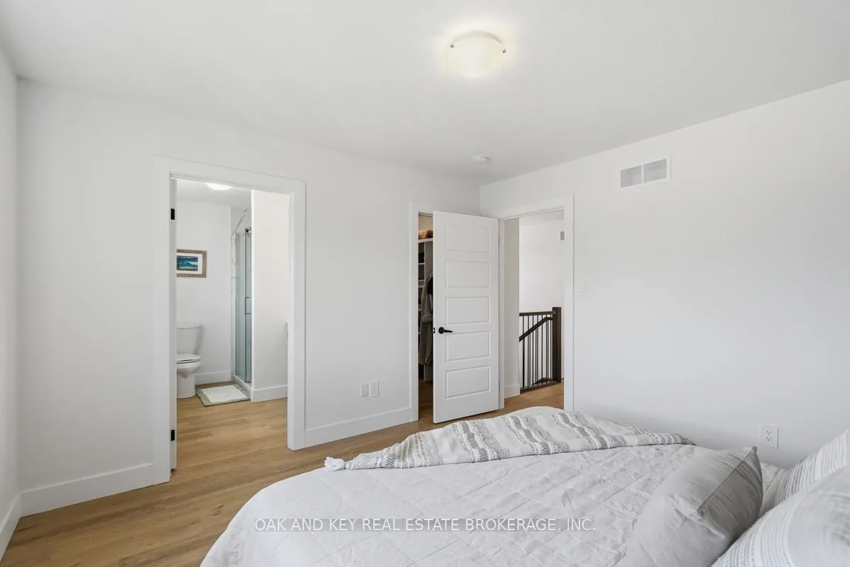 Photo 26 of 32 Helen Court, Central Elgin, Belmont — HOMEH