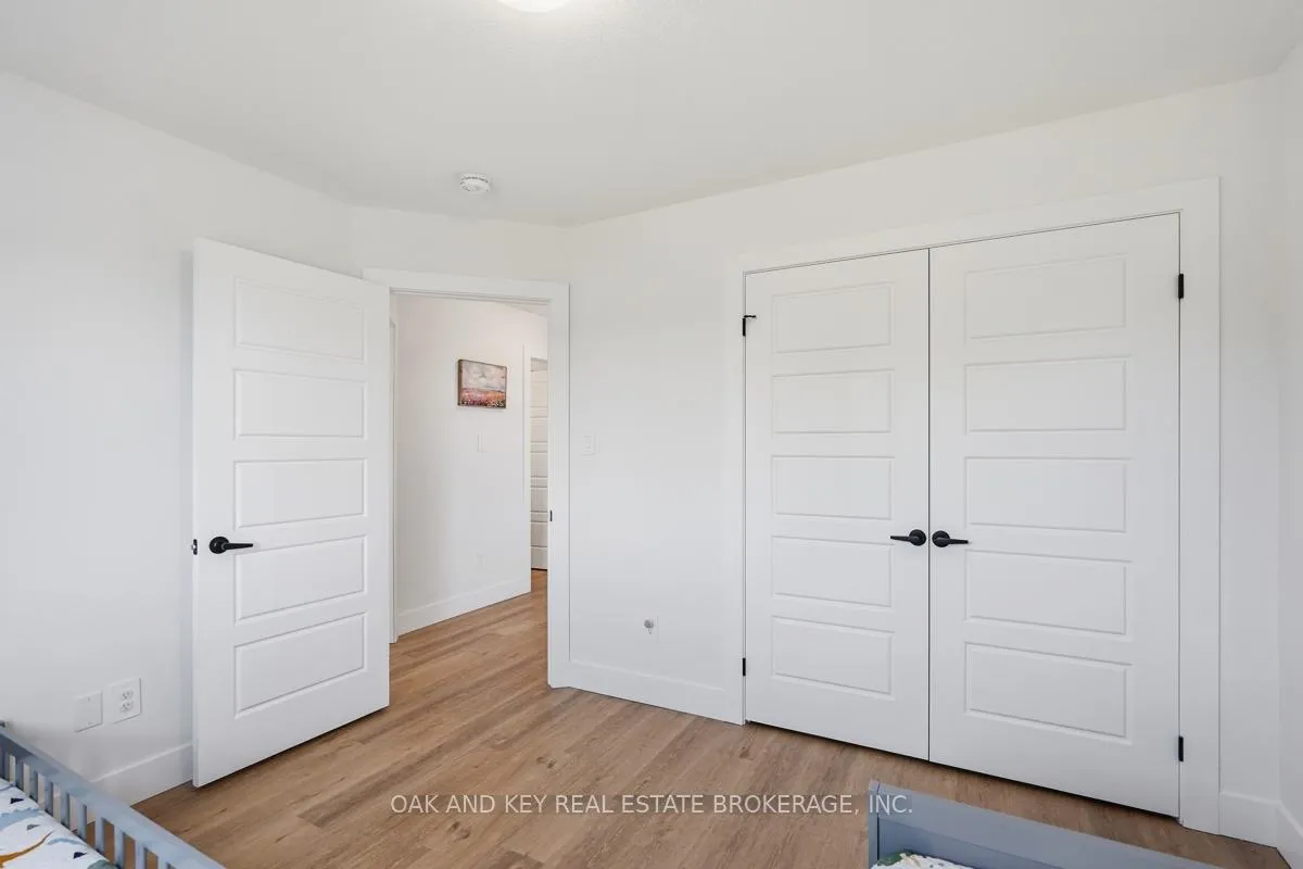 Photo 31 of 32 Helen Court, Central Elgin, Belmont — HOMEH