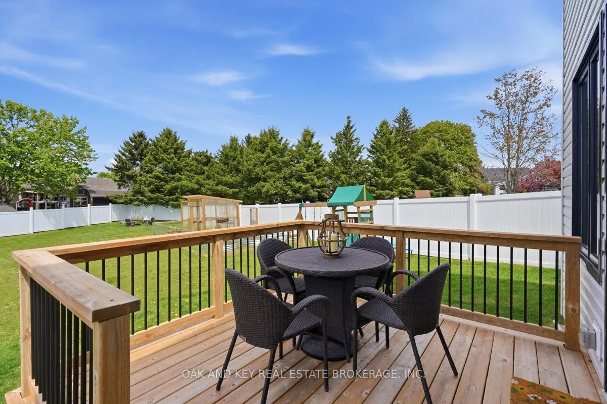 Photo 41 of 32 Helen Court, Central Elgin, Belmont — HOMEH