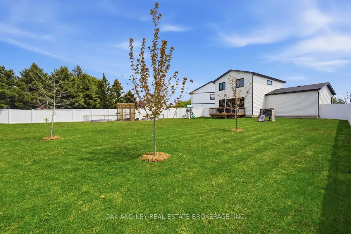 Photo 47 of 32 Helen Court, Central Elgin, Belmont — HOMEH