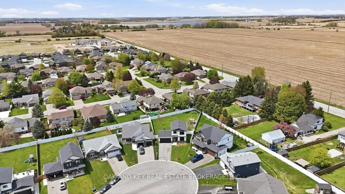 Photo 50 of 32 Helen Court, Central Elgin, Belmont — HOMEH