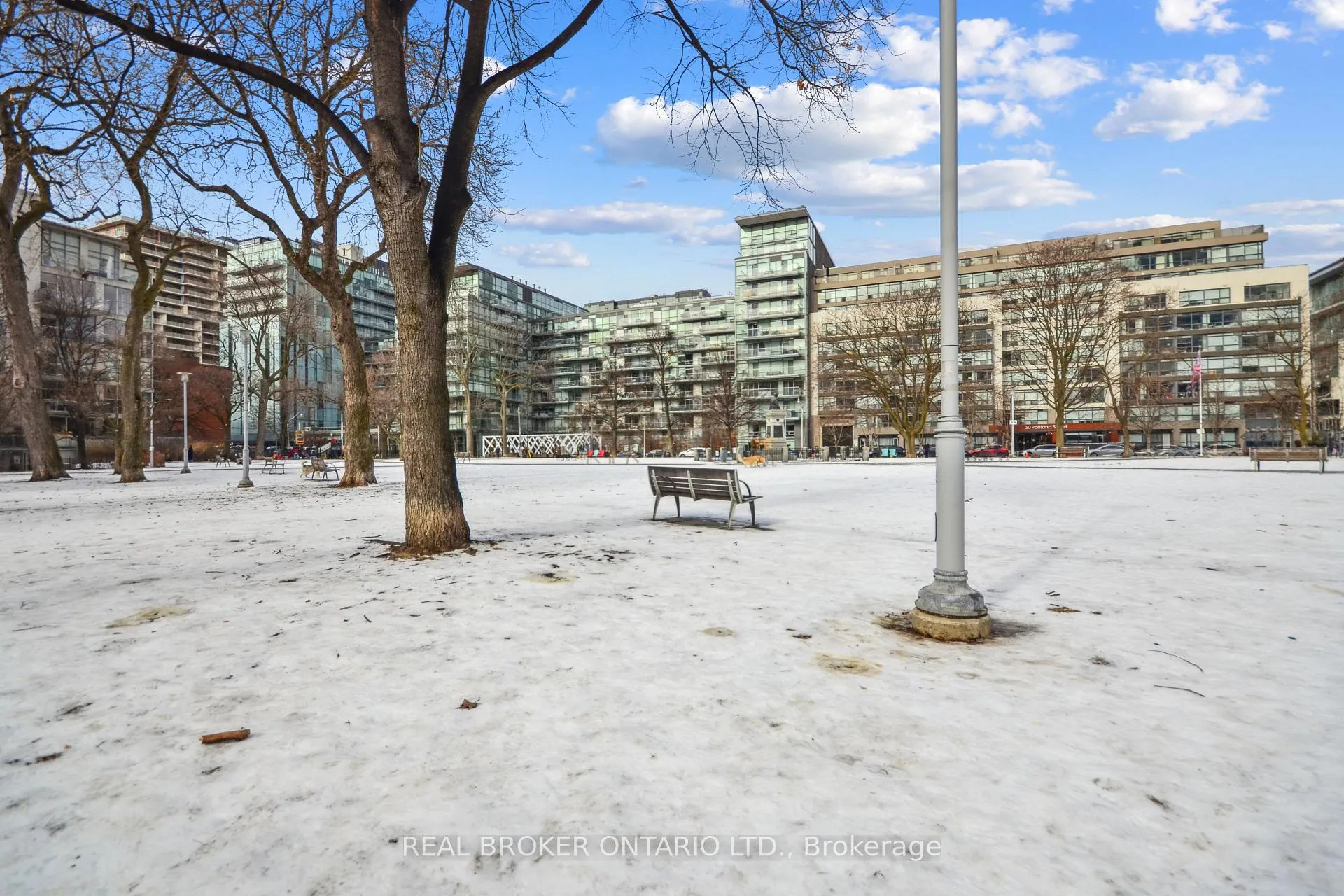Photo 33 of Unit 12, 11 Niagara Street, Toronto, Waterfront Communities — HOMEH