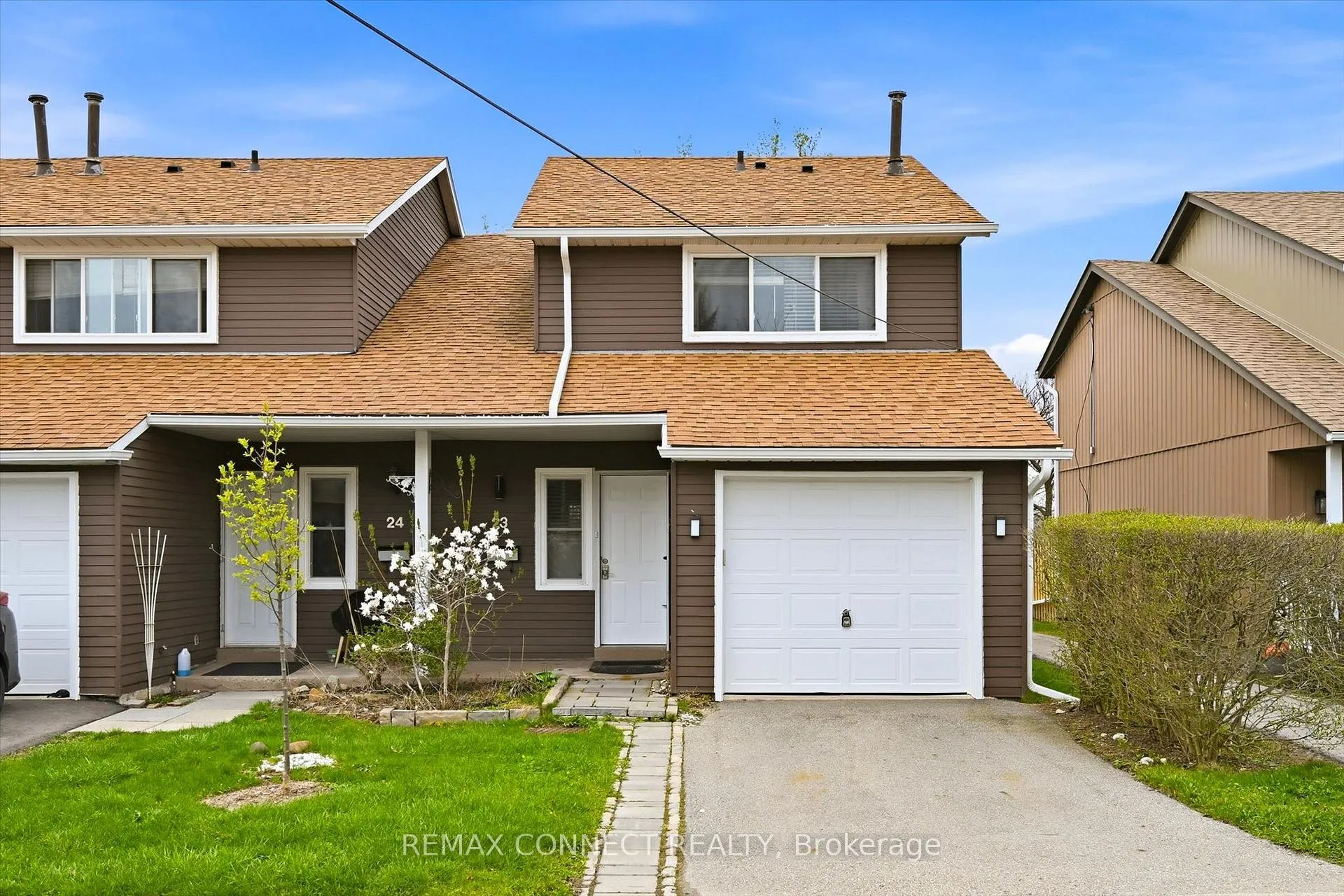 Front of Unit 23, 2185 Fairchild Boulevard